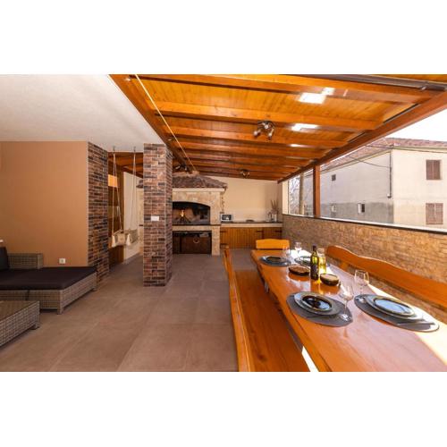 Apartment Matek