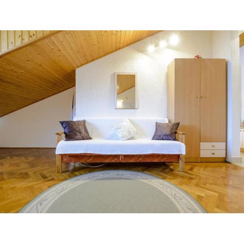 Apartment Matic - Two-Bedroom Apartment