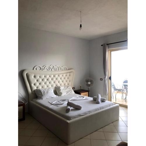 Apartment-Melina