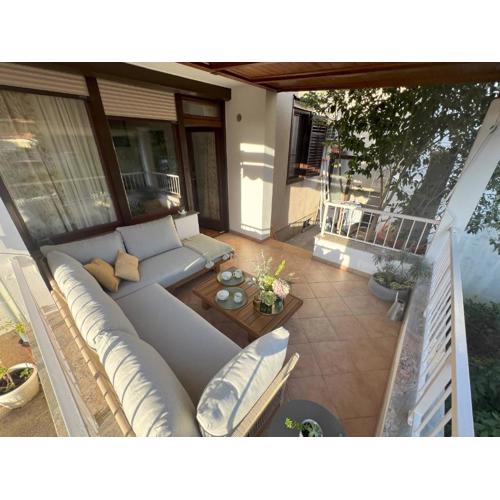 Apartment Melody
