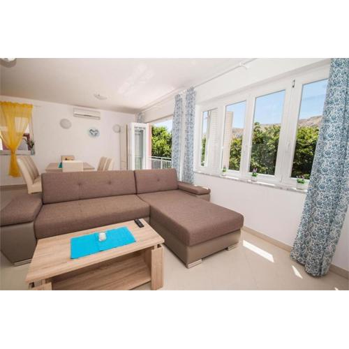 Apartment Mimoza 5, Baska, Krk