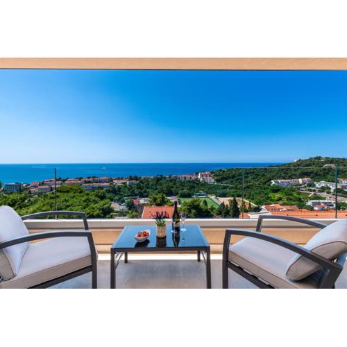 Apartment Mirabilis