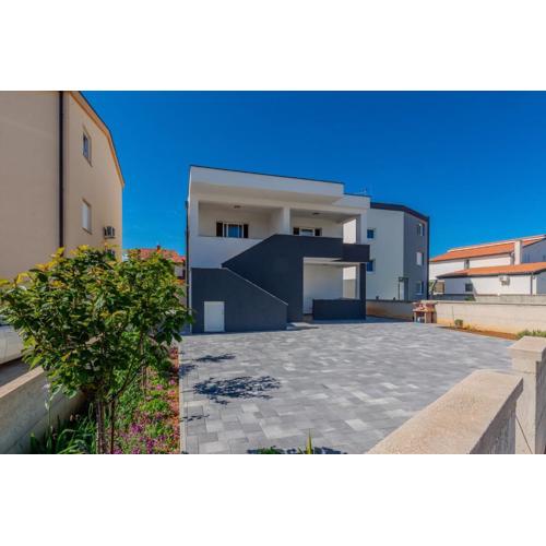 Apartment Mutak