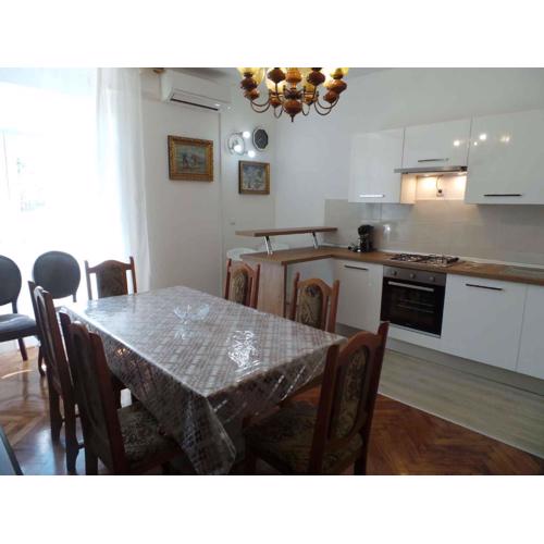 Apartment near Archaeological Museum in Pula in Pluj