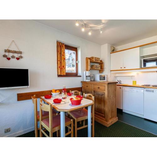 Apartment Nécou 505 by Interhome