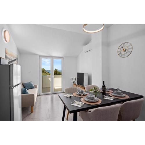 Apartment Nenad - AMAZING SEA VIEW ! Only 500 meters from the beach !