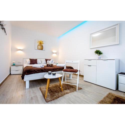 Apartment Nives in the City Center - Free Parking