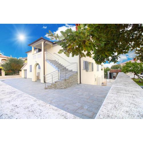 Apartment Oliva 2211