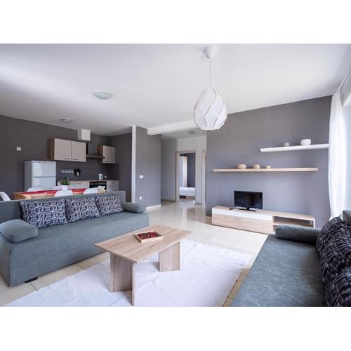 Apartment on Pag near Seabeach and Town Center