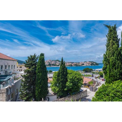 Apartment One , sea view , free parking