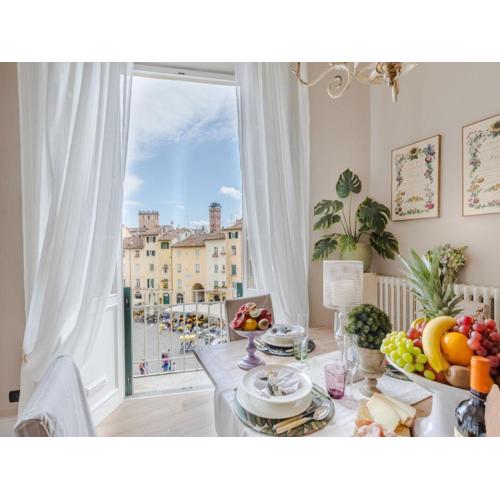 Apartment over the Amphiteatre Square