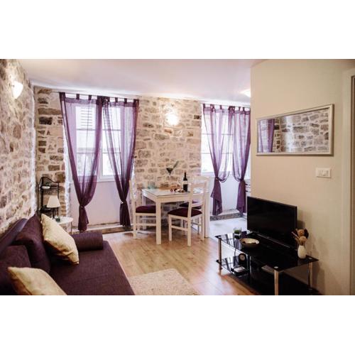 Apartment Peristil Cardo