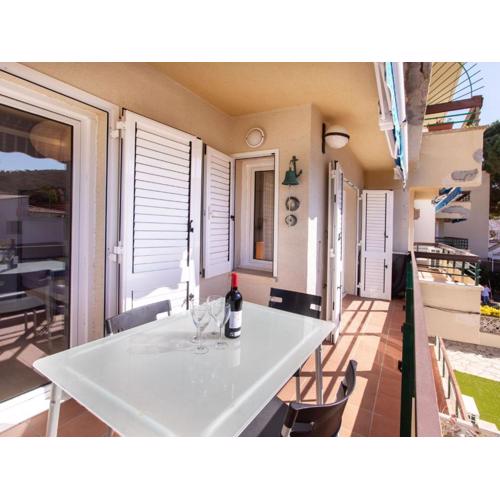 Apartment Ramon Muntaner by Interhome