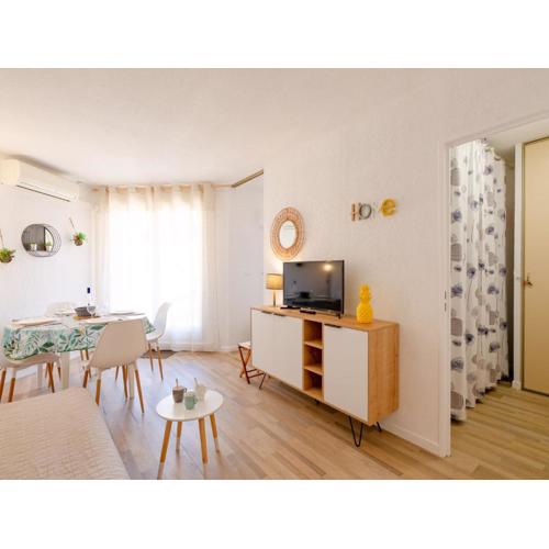 Apartment Régina-13 by Interhome