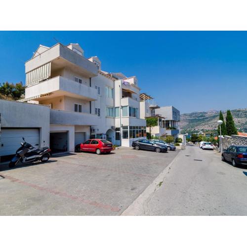 Apartment Riki - Studio Apartment with Balcony and City View A2