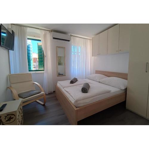 Apartment Rokova 1