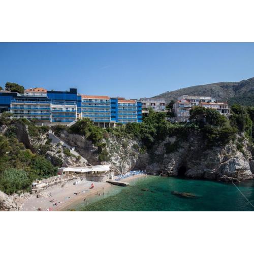 Apartment & Rooms Primi with FREE PARKING