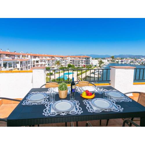 Apartment Sant Maurici-2 by Interhome