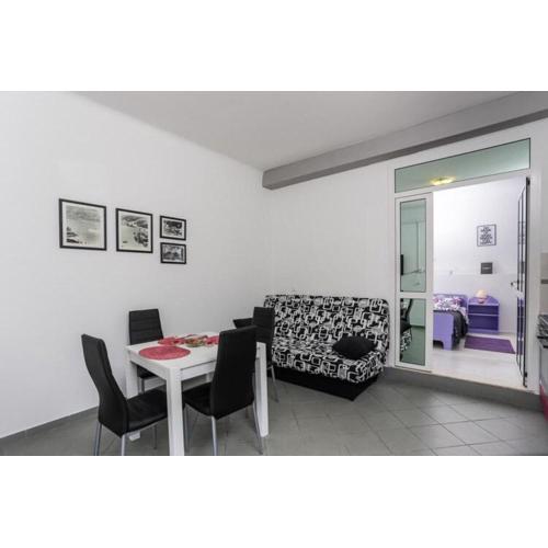 Apartment Saulan - One-Bedroom Apartment