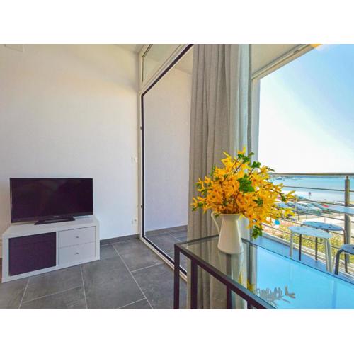 Apartment Sea by Interhome