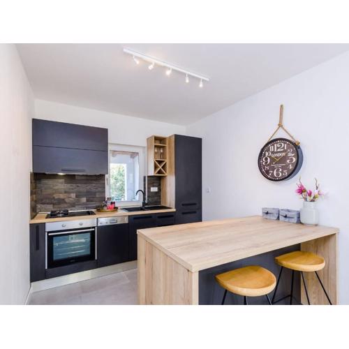 Apartment Sea Shell - Triplex Three-Bedroom Apartment with Terrace