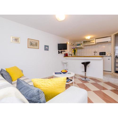 Apartment Simovi - One Bedroom Apartment