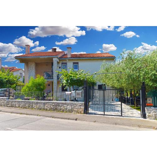 Apartment Snezana 2265