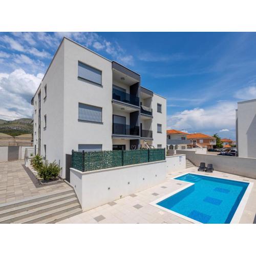 Apartment Sole by Interhome