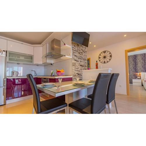 Apartment Split