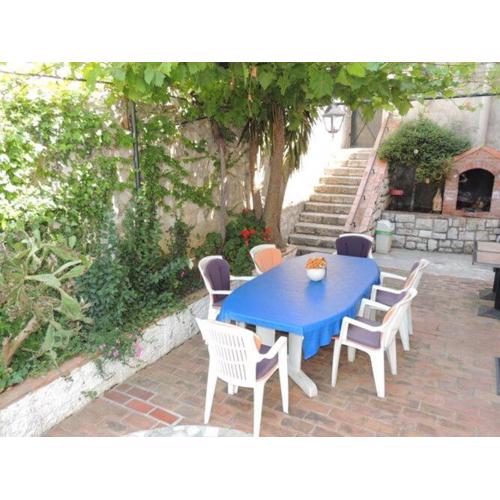 Apartment Sunshine - Two Bedroom Apartment with Sea View