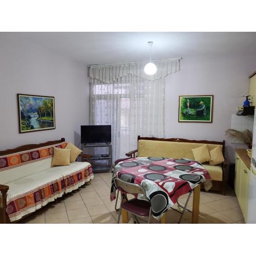 Apartment Sweet home