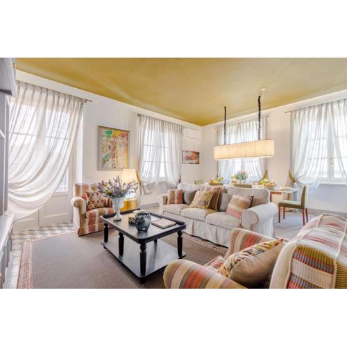 Apartment Ti 4 bedrooms 4 bathrooms Apartment Lucca