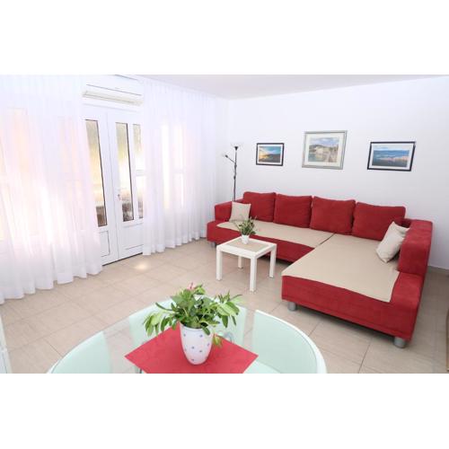 Apartment Viktorija with Terrace