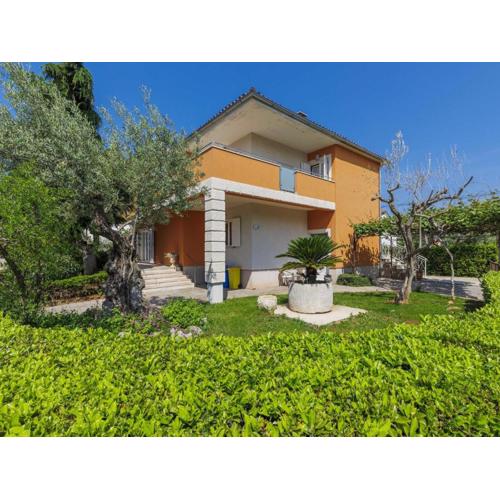 Apartment Villa Alba-1 by Interhome