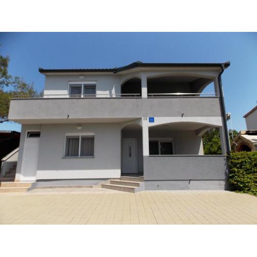 Apartment Vir