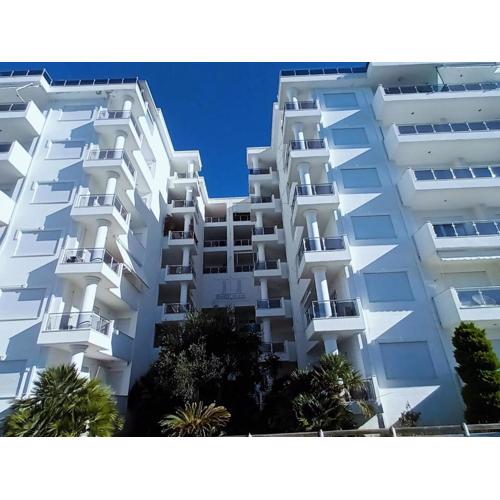 Apartment White Residence Luxury