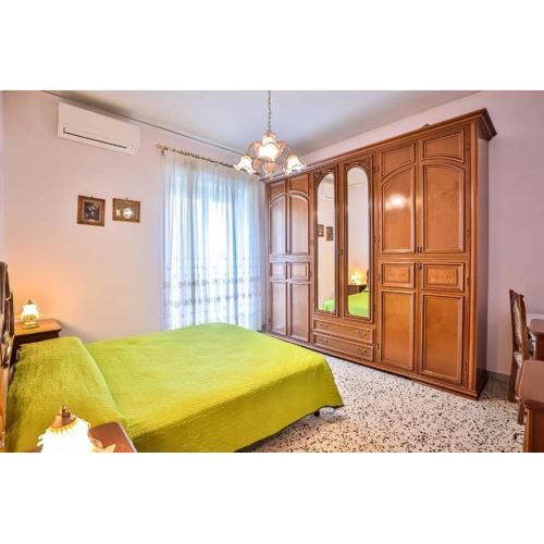 Apartment with 4 bedrooms in Amalfi