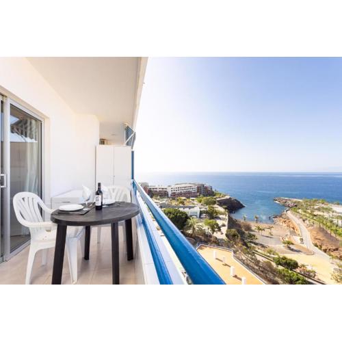 Apartment with beach at 50 meters, swimming pool and wonderful oceansunset view