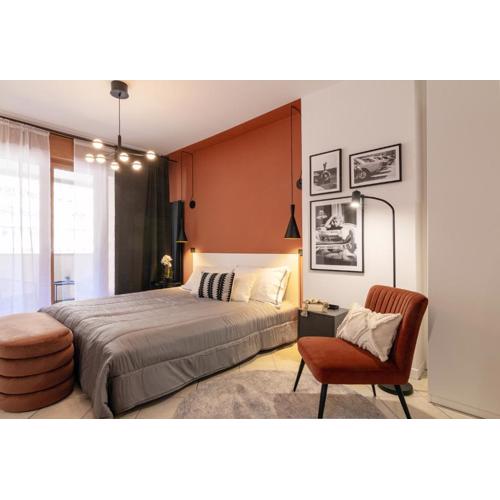 Apartment with Jacuzzi Suite and 100-m2 terrace