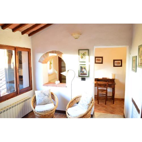 Apartment with Little Arch