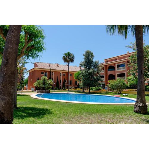 Apartment with pool 3 minutes from the beach