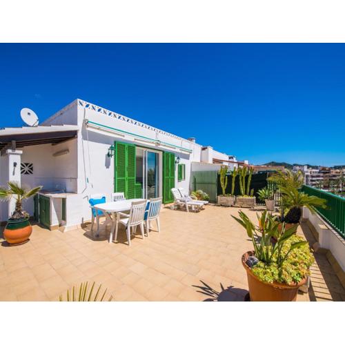 Apartment with sea view from terrace
