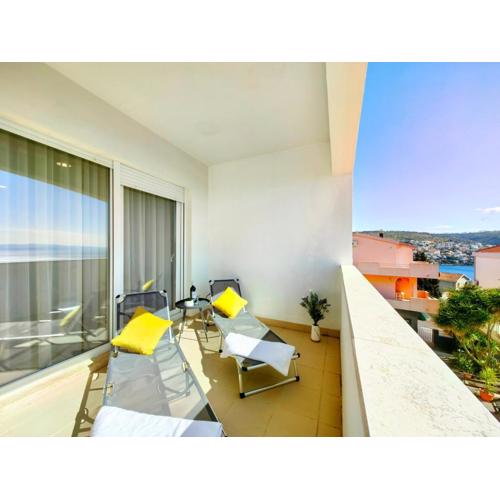 Apartment with shared pool