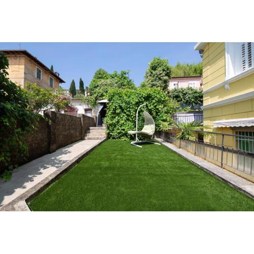 Apartment with spacious terrace Villa Floramy