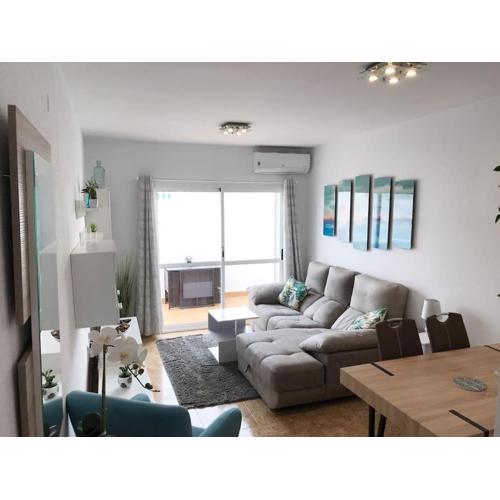 Apartment with sunny private rooftop terrace
