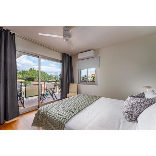 Apartment with terrace - City center and near the beach