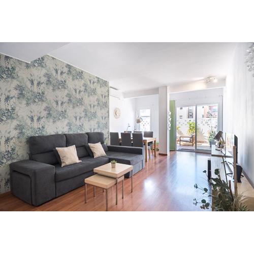 Apartment with terrace a step away from Montjuic