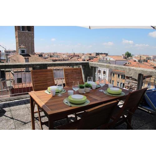 Apartment with terrace in Chioggia\