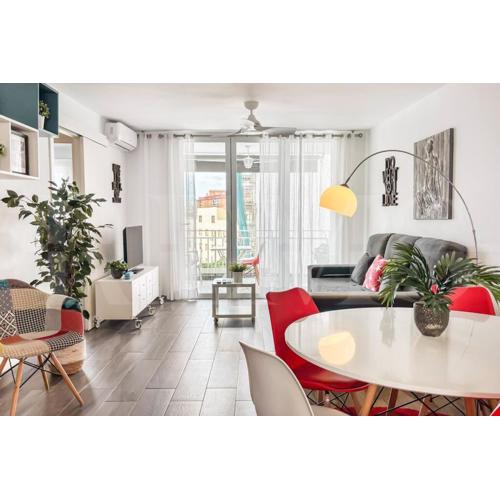 Apartment with terrace next to Port of Malaga by REMS