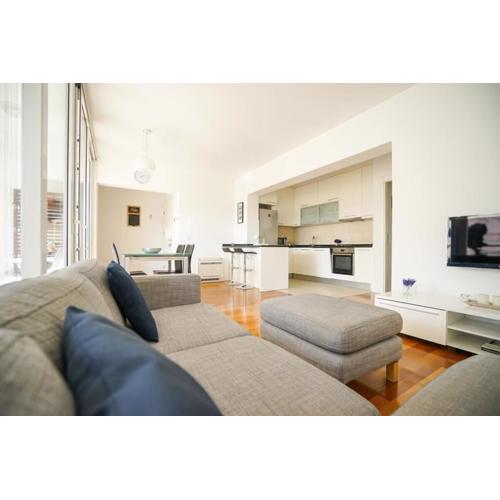 Apartment Zara White